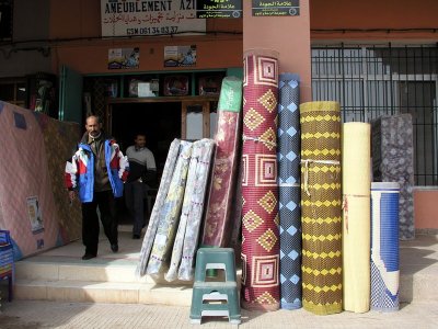 034 Teneghir - Home furnishings, Berber style.JPG