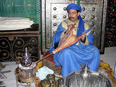 061 Teneghir - M. Berbere tea maker.JPG