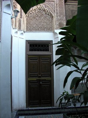 066 Marrakech - Elegant door.JPG