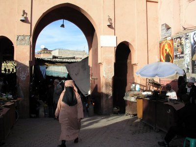 110 Marrakech - Bazaar entrance.JPG