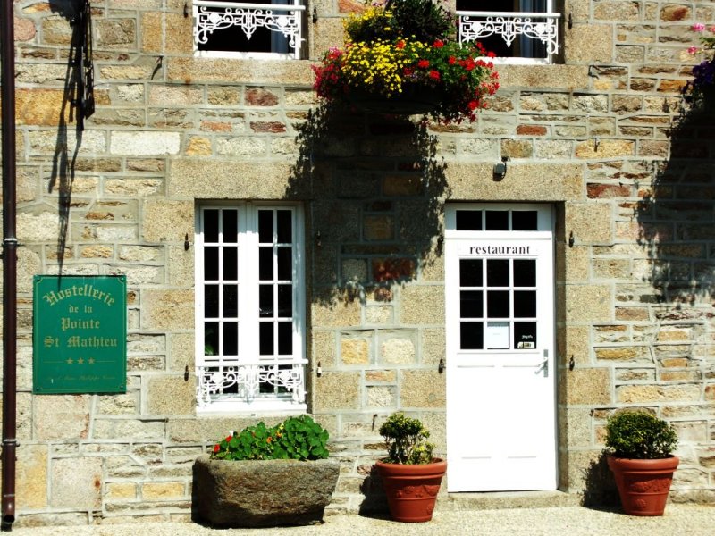 Lhostellerie.