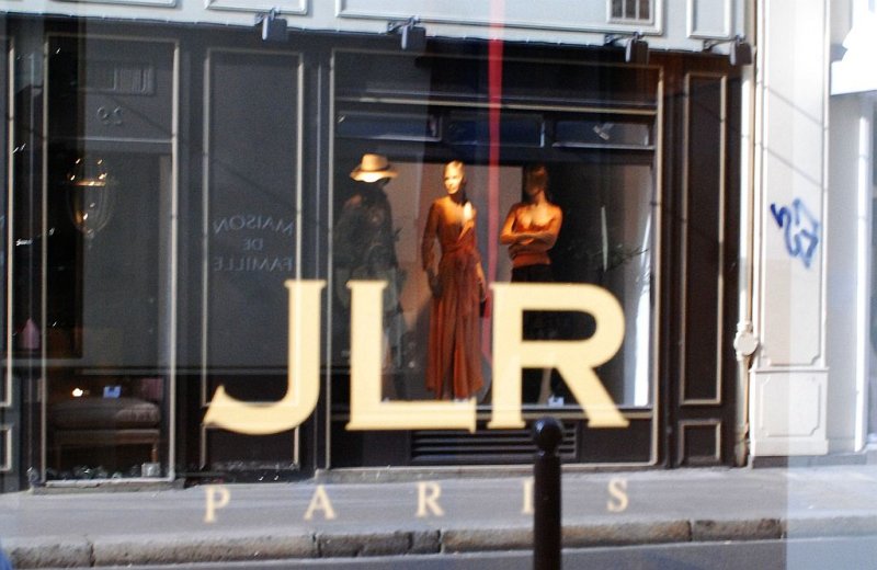 Reflet dans mes initiales...