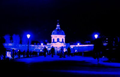 Nuit bleue sur le Pont-des-Arts.