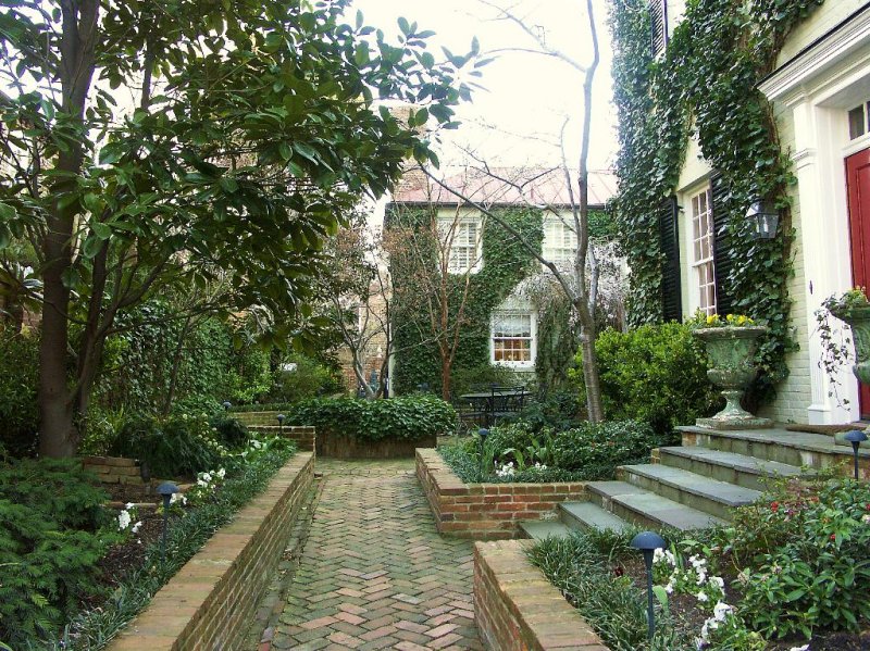 Alexandria courtyard