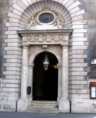 Entrance to St. Mary le Bow Church