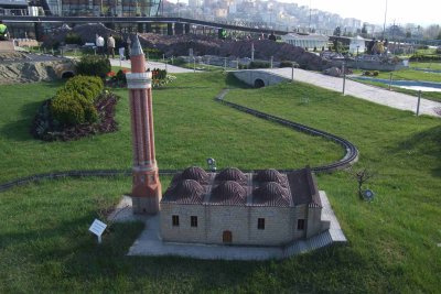 The Chamferit Minaret Mosque.JPG