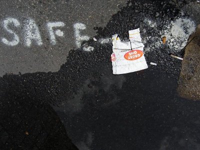 1safe.jpg