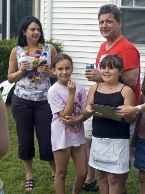 Stacey, Ron & girls