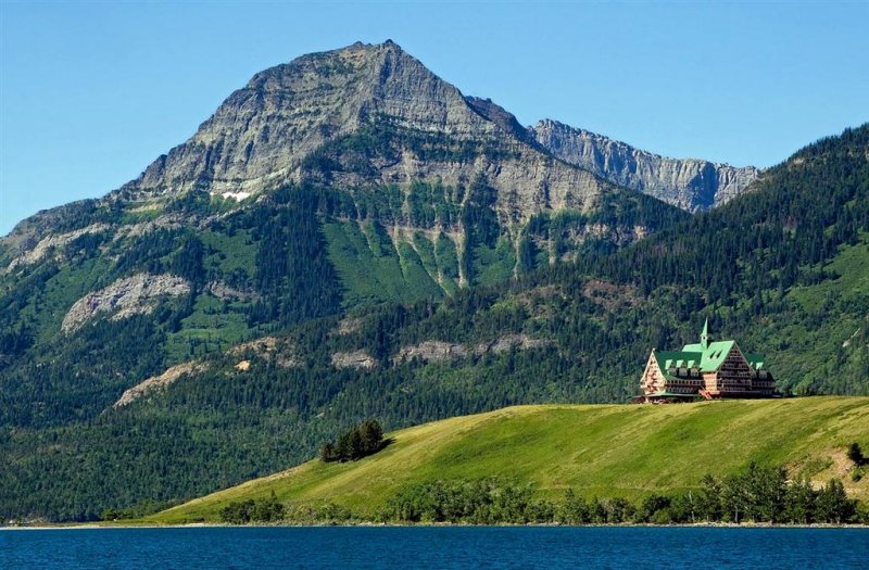  Waterton Lakes NP