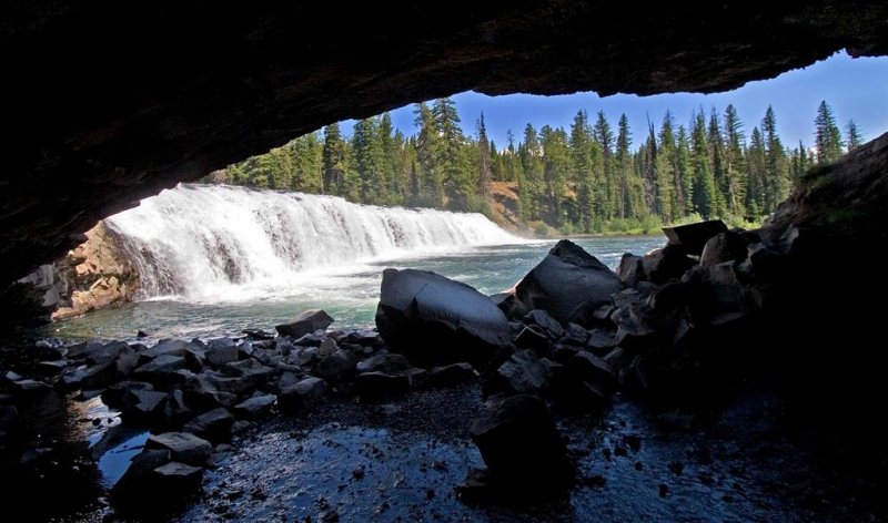  Cave Falls