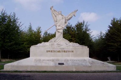 Verdun French memorial.JPG