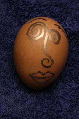 Picasso egg
