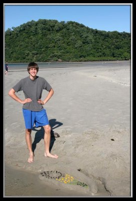 Carl and his sand art