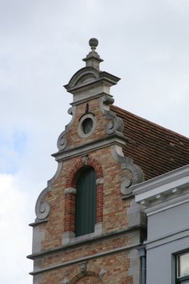 facade clock style.JPG