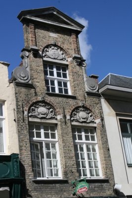 facade clock style.JPG