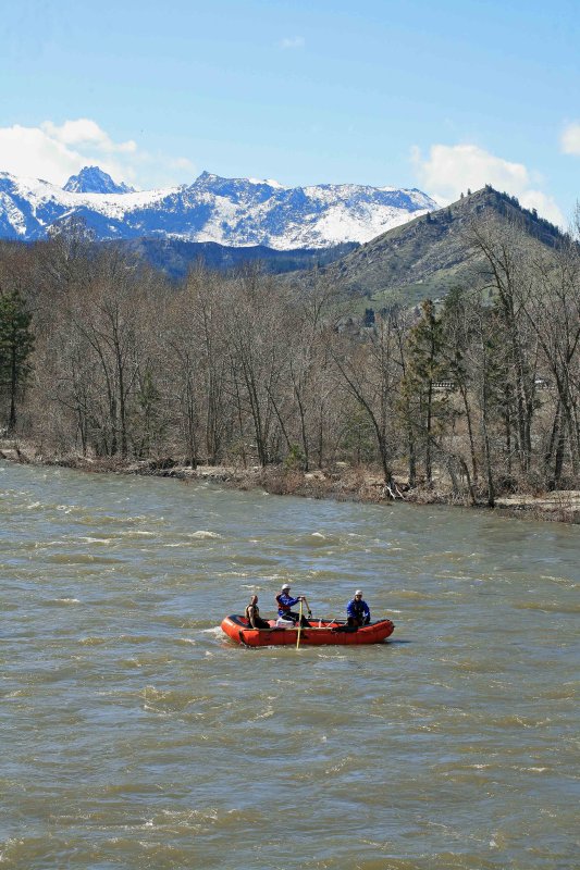  Early Spring Rafting On The Wenatchee River