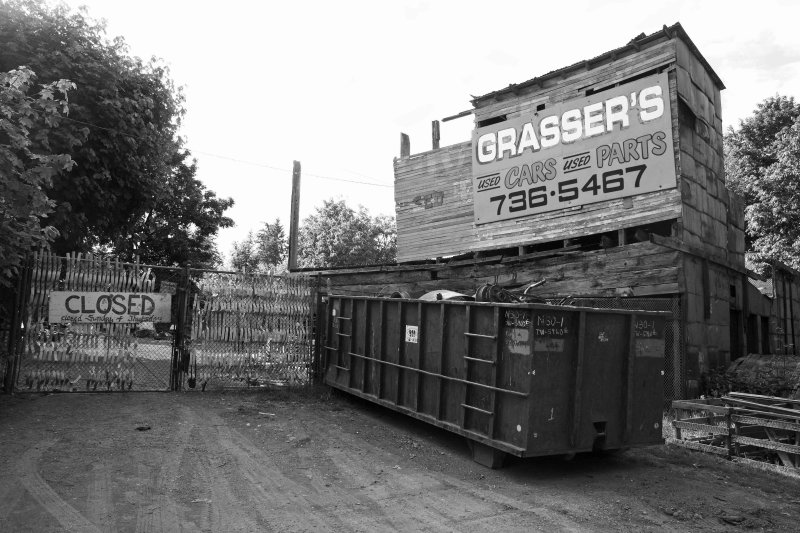  Grassers Junk Yard ( Centralia Icon For Years)