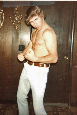  Hulk Hogan??? ( Me age 16 doing my best to top  Arnold) 1974
