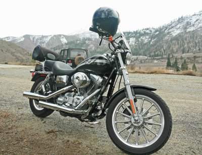  Harley Up Entiat Valley For Early Season Ride