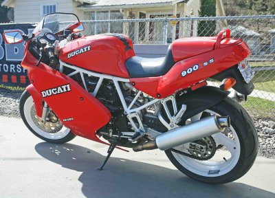  Ducati 900SS