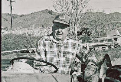  Vern Sollinger  Age 85 Year Old Orchardist