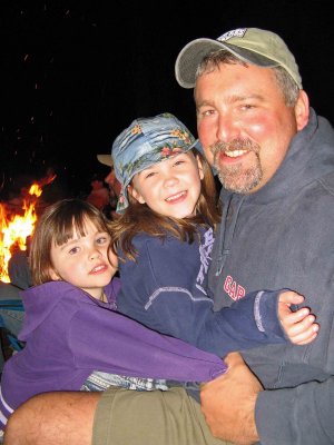  Nattie, Courtney And Dad( Jason)