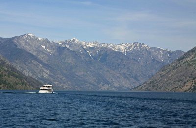  Lake Chelan Area By Foot And Pleasure Boat