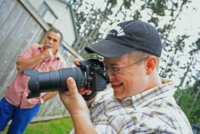  PBase Member  Kevin Engler With His Nikon D80
