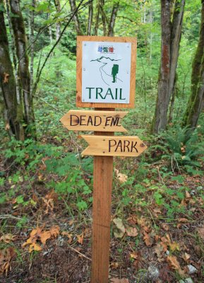 New Trail Signs Makes Loren And Becky's Rout  Offical