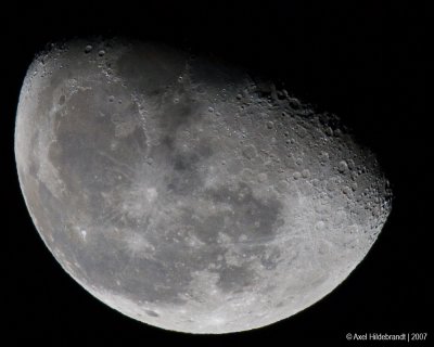 Moon18c-700mm.jpg