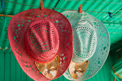 Hats -- El Mercado