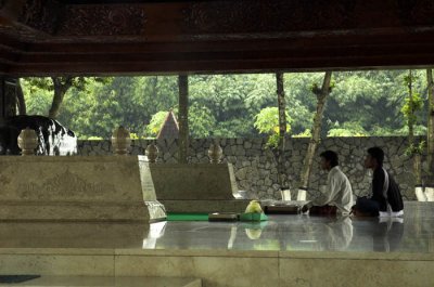 Tomb of Soekarno, Blitar