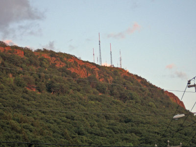 The Mount Tom Escarpment