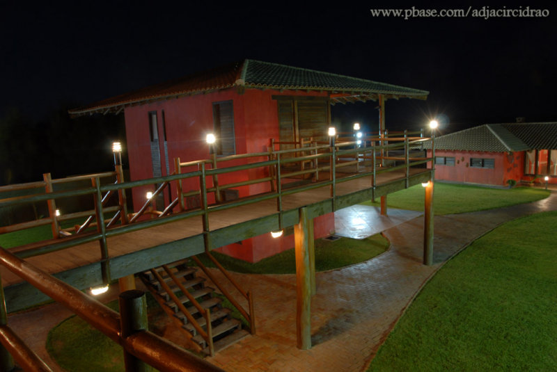 Detalhes Luzes Corredor