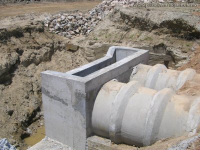 Caixa Coletora, Inlet