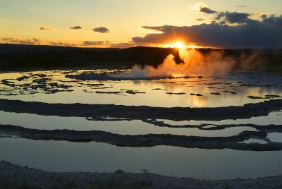 Yellowstone NP - Great Fountain Geyser Sun Flare