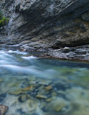 Banff NP - Johnston Canyon Creek Details