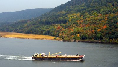 A trip down the Hudson River on a Fall Day
