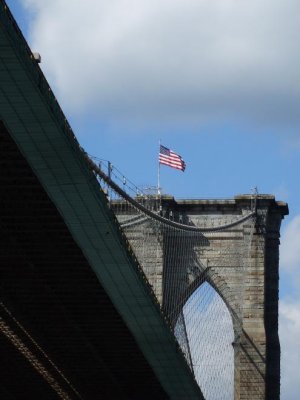 Brooklyn Bridge-Flag-SM.JPG