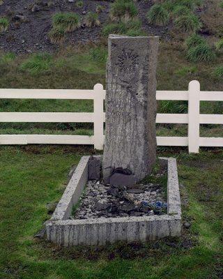 Shakelton's Grave and Grytviken Station