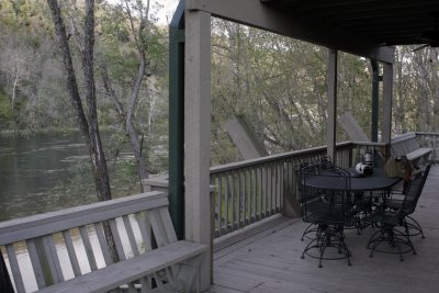 Deck.jpg