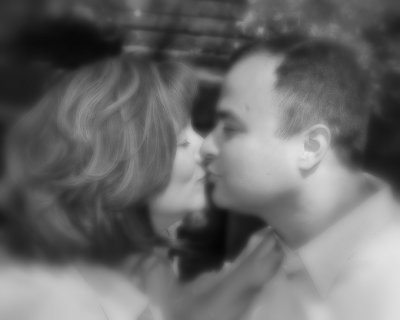 jl kiss1bw.jpg