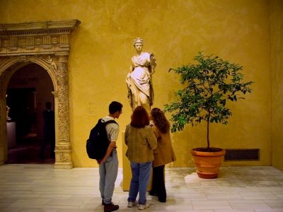 Met Statue Gazers