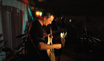 2006_1110_214406ared.jpg