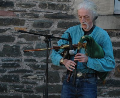 Smokin' Pipes.jpg