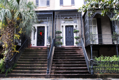 2 Stairs 2 Doors Savannah