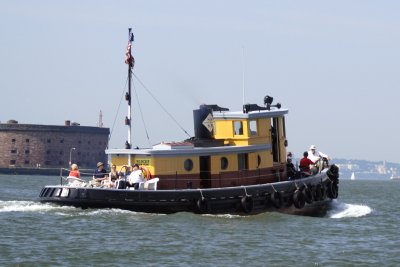 Tugboat at the Battery