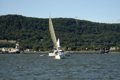 Barge (8468)
