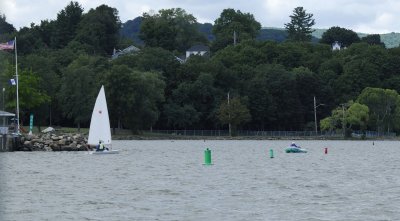 Saturday: Laser Coming Out the Gap (8128)