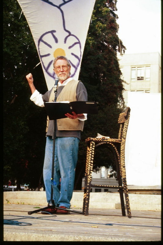 Gary Snyder @Watershed Poetry Festival_ 2001 010908.JPG